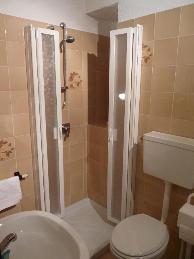 Apartments Cusius And Horta Орта Сан Джулио Стая снимка